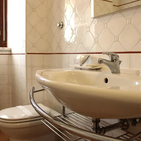 99 게스트하우스 라킬라